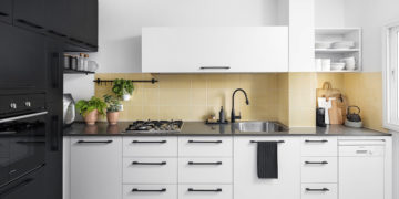 17 kitchens that show that mixing furniture and finishes in the kitchen is a success