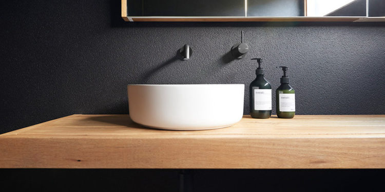 The bathrooms without tiles; options, advantages and disadvantages of one of the most viewed trends this 2019