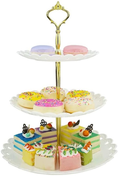 Three-tier tray