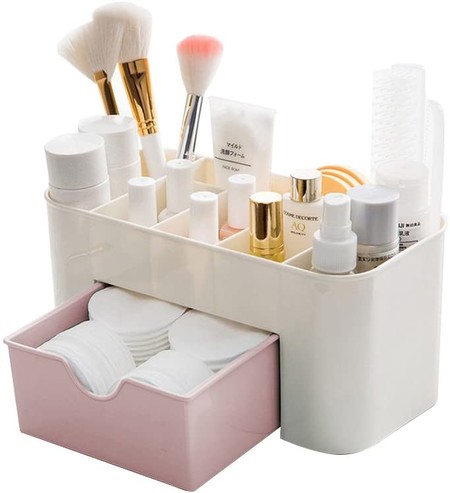 Makeup organizer