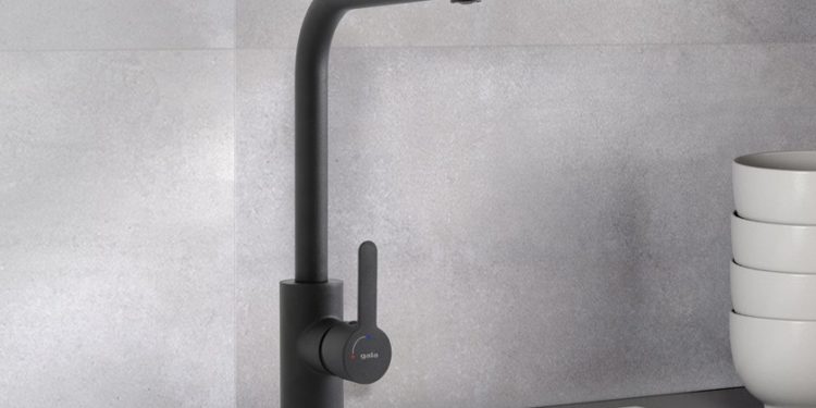 Black, gold, white, granite, chrome … Gala presents its new kitchen taps: Mena Plus