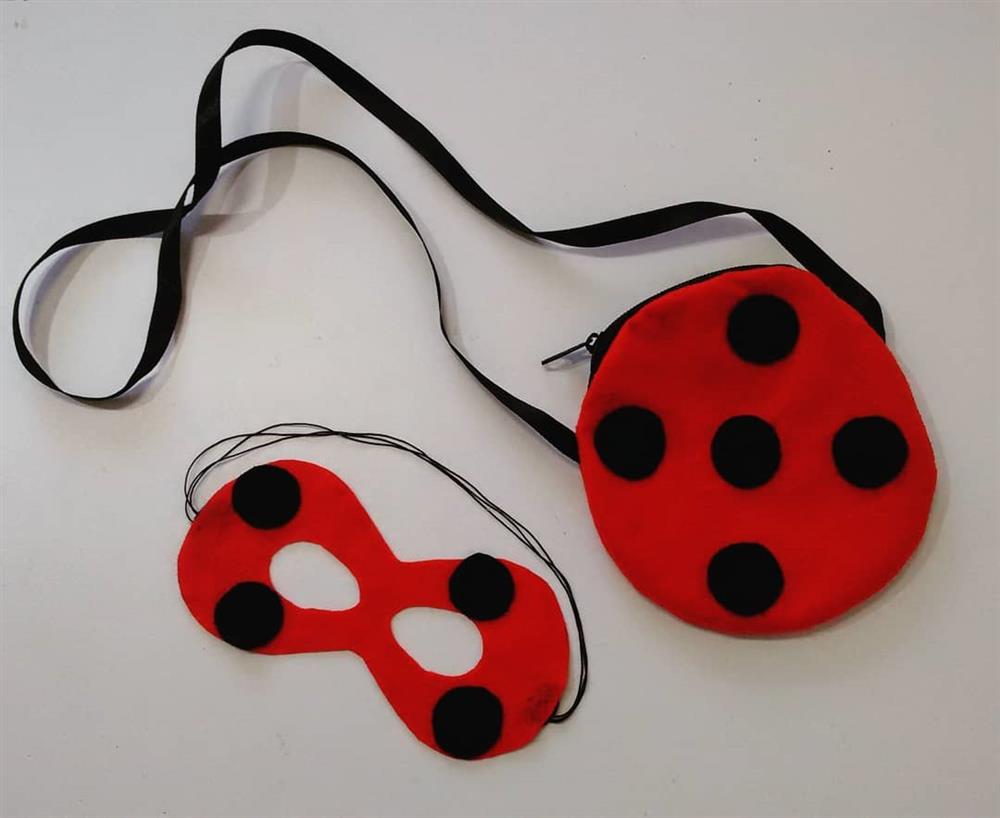 felt masks with polka dots