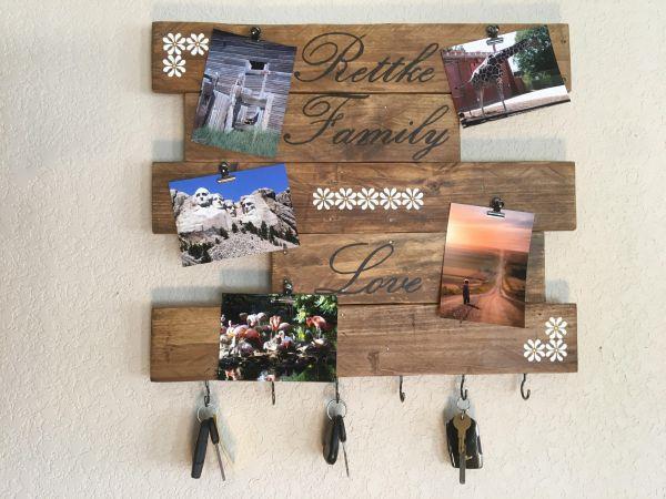 recycling-panel-of-photos-pieces-of-wood 