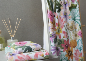 Take the opportunity to renew the bathroom. El Corte Inglés towels and bathrobes have up to 50% discount