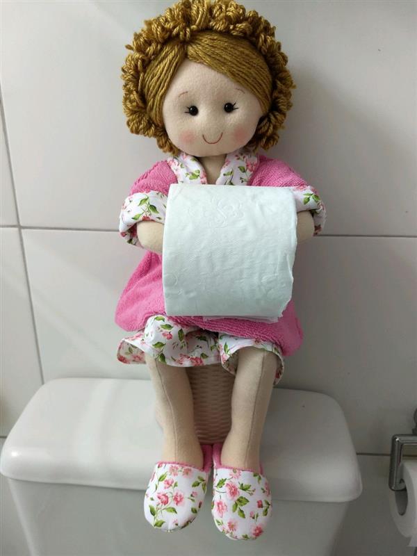 doll-toilet-paper-holder-felt-doll 