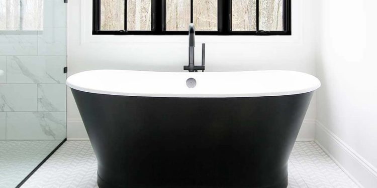 23 cuartos de baño en blanco y negro, la combinación que conseguirá que tu baño no pase de moda