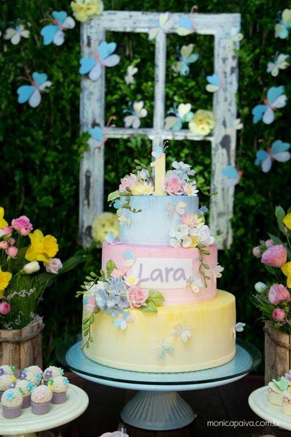 garden cake with butterflies