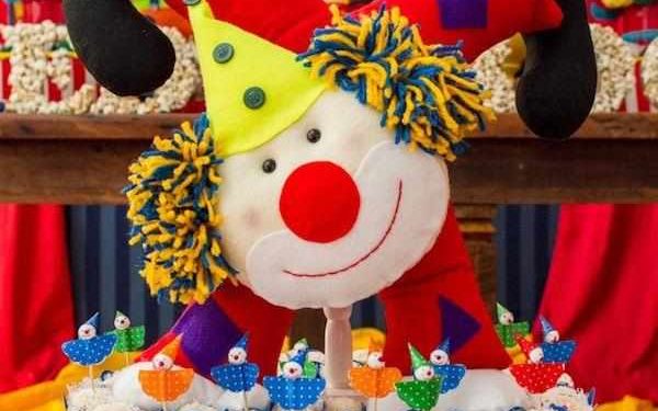 Decoração de festa infantil com tema circo