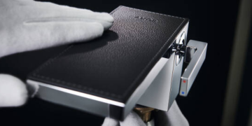 The latest from Axor is a customizable sink faucet with no-fist material