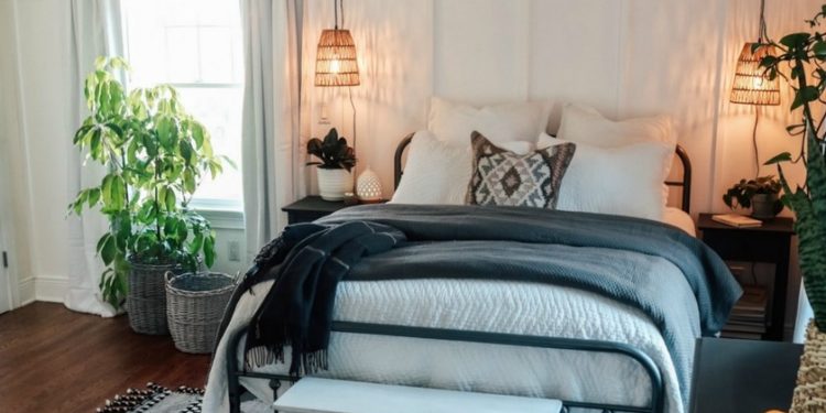 un dormitorio que se renueva por completo de un modo sencillo y asequible