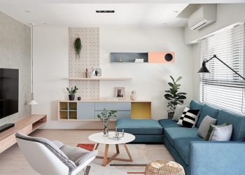 Practical tips for designing the room;  when to place a chaise longue sofa in the living room and when not to do so