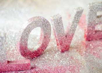 Decorated MDF Letters: 25 How-to Ideas