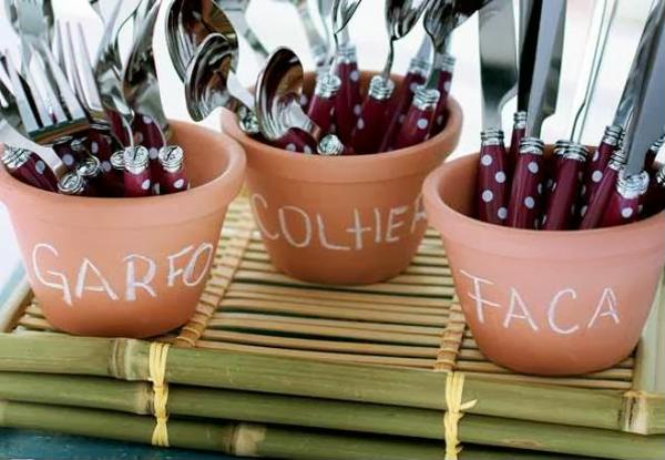 Cutlery organization on engagement barbecue