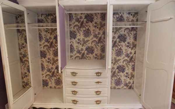 Renovate Closet with Fabric: 25 Ideas