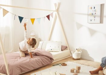 Kave Home launches furniture and accessories for the little ones and, in addition to being beautiful, it is functional, sustainable and evolutionary