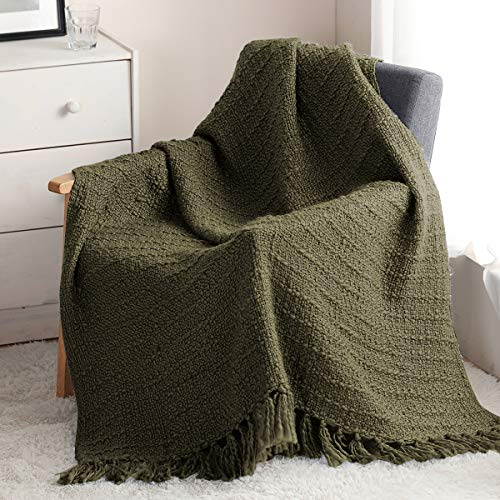 HORIMOTE HOME Thick knitted blanket for sofa, chair, couch, bed, bohemian style, with texture and decorative fringes (olive, 127 x 152 cm)