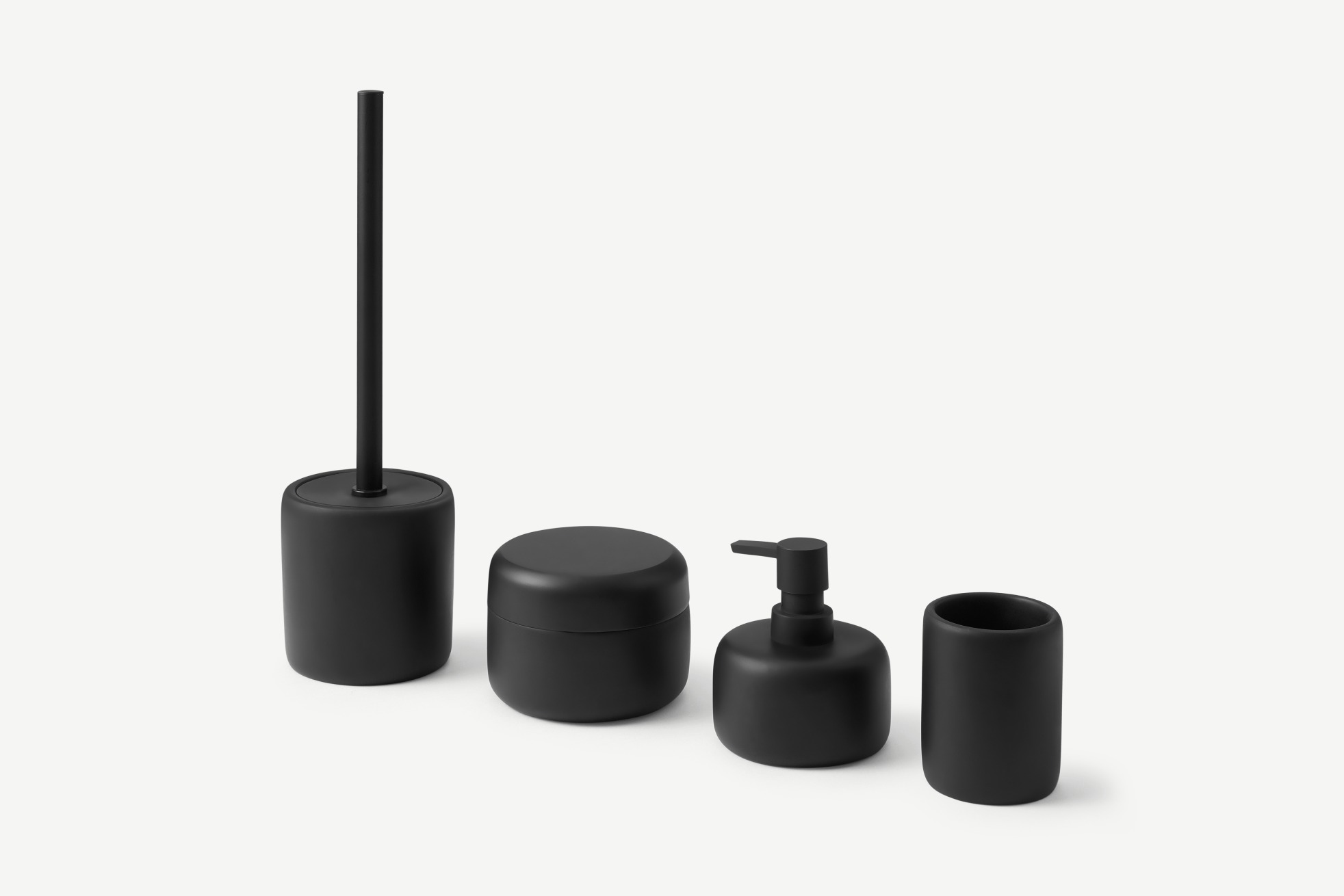 4-Piece Round Bathroom Set with Amari Brush, Matte Black