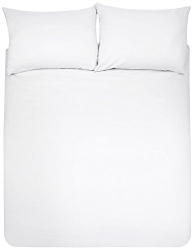 AmazonBasics Microfiber Duvet Cover and Pillowcase Set, 220 x 250 cm + 2 Shams 50 x 80 cm - White