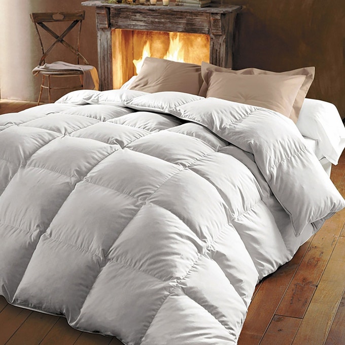 100% goose down duvet with Proneem + Teflon treatment