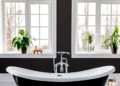Inspiration in the bathroom;  15 bathrooms with freestanding bathtubs in which to relax and take a good rest