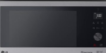 We tested LG’s Smart Inverter, a 4-in-1 microwave oven that will make you forget the conventional oven