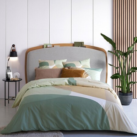 Headboard with organization