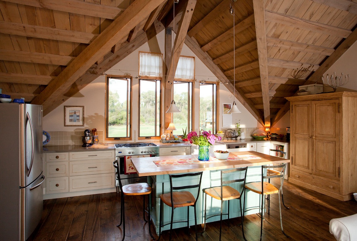 rustic-kitchen-wooden-beams