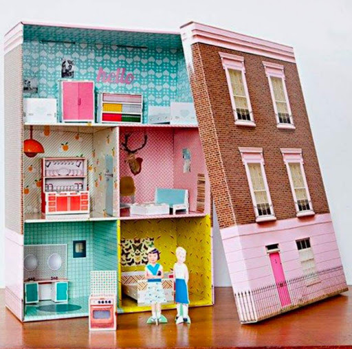 recycle-boxes-shoes-dolls-houses