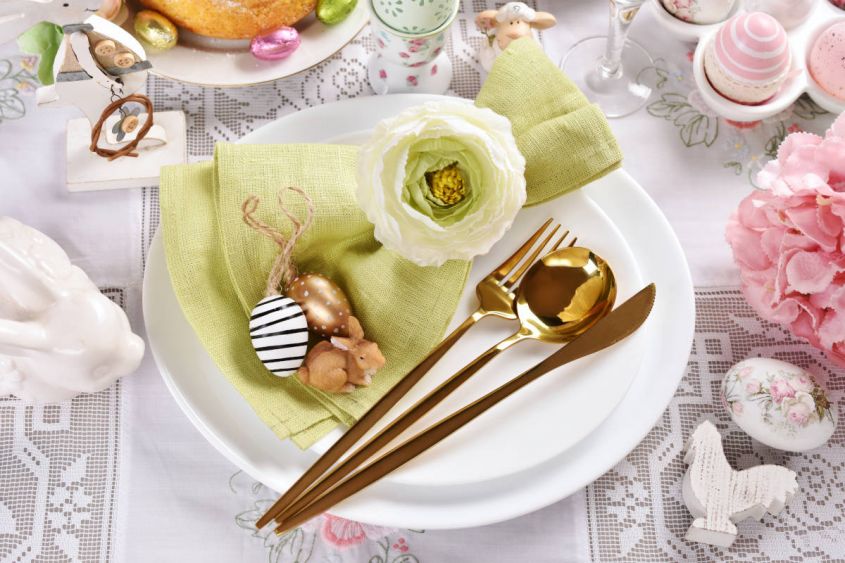 elegant easter table