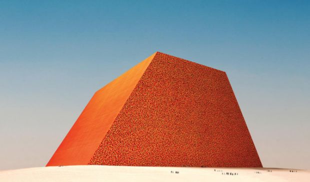 christo mastaba Abu Dhabi