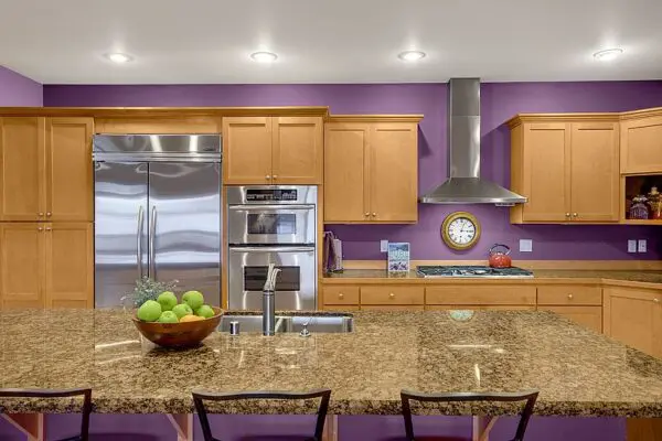 kitchen-lilac-colored-walls-26