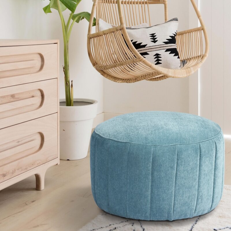 5-furniture-70s-in-house-pouf