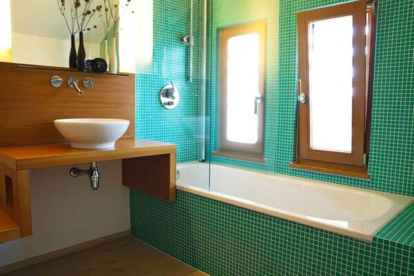 Green-colored-bathroom-walls-18