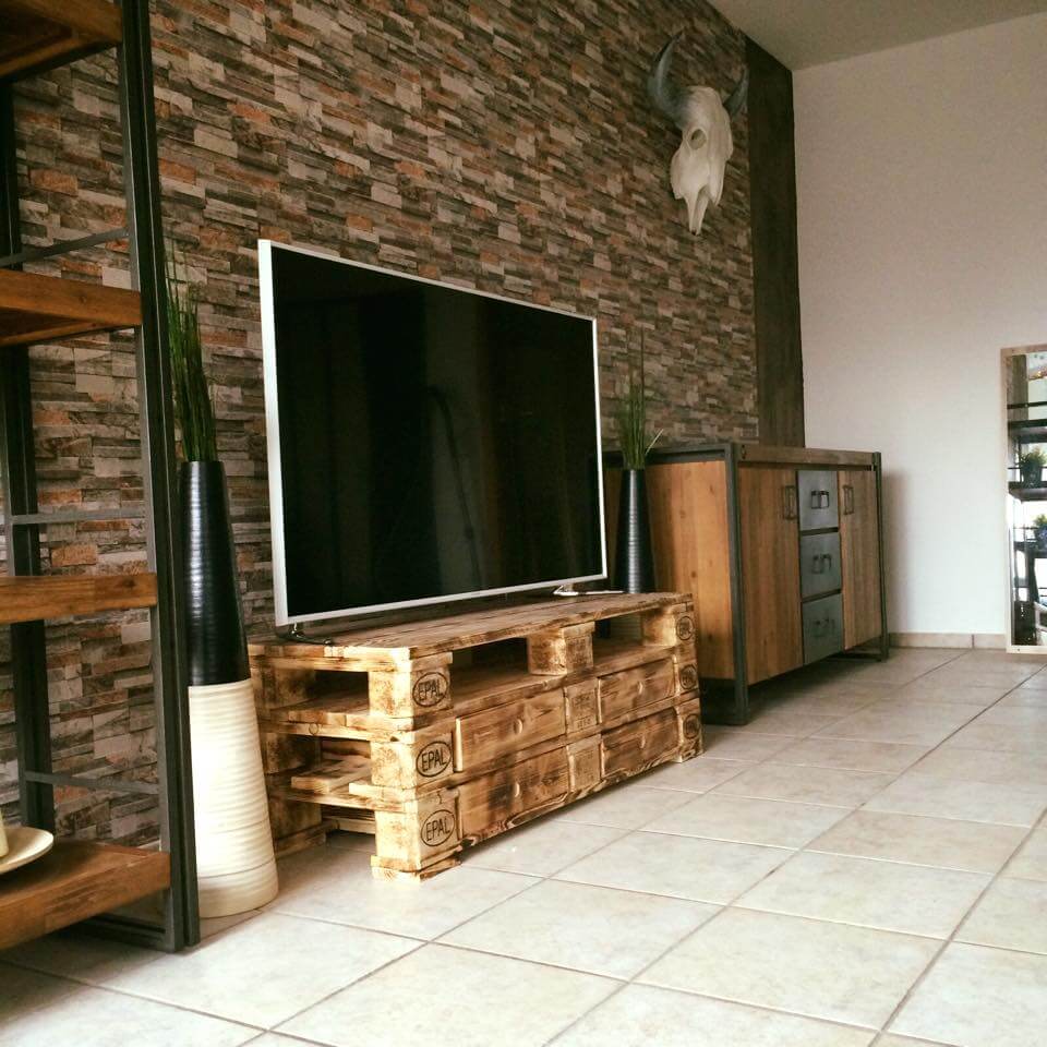 furniture-made-to-order-tv-palletok