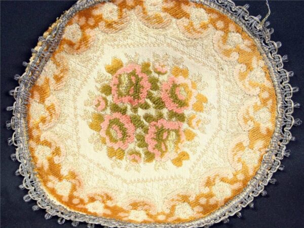 How-to-create-doilies-for-the-Provence-style-table-02