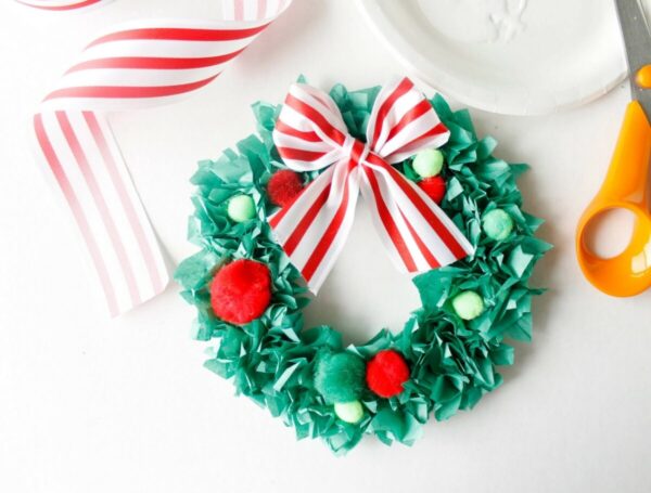 crepe-paper-christmas-decorations (7)