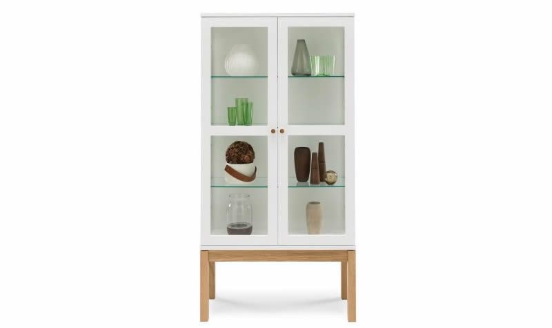 AbbeyWood display cabinet by Woodman