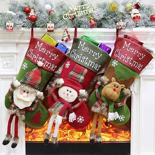 fireplace Christmas stockings