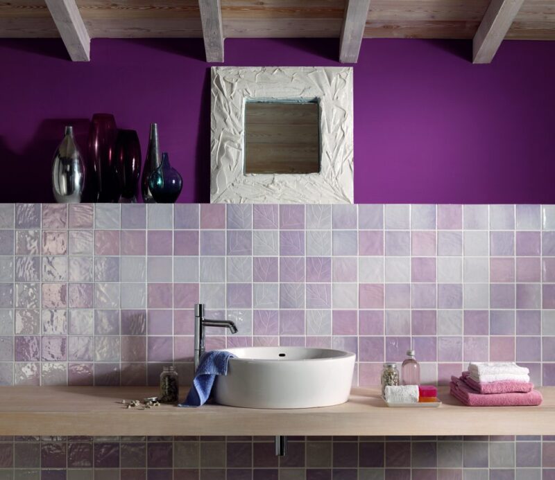 bathroom-lilac-walls 08