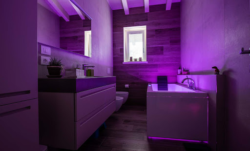 bathroom-walls-lilac 20