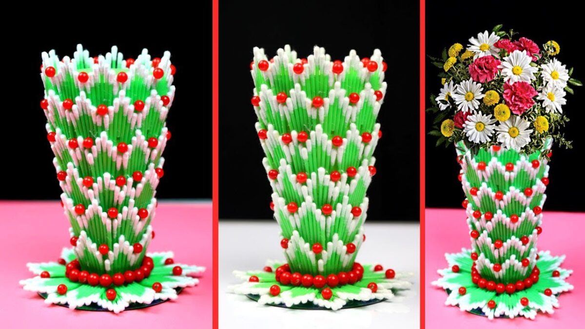 decorations-cotton-buds-vase