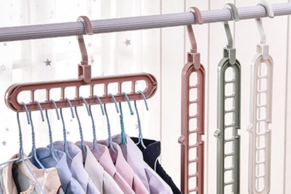 How to hang long dresses in the closet: ideas and solutions - Interior ...