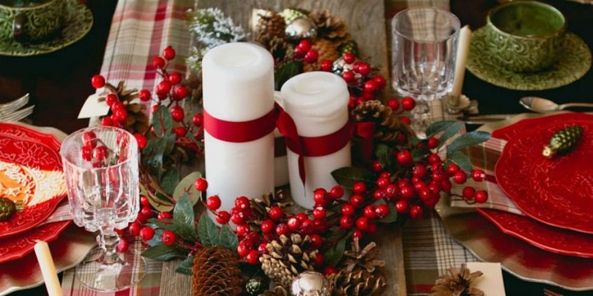 Country and vintage Christmas table