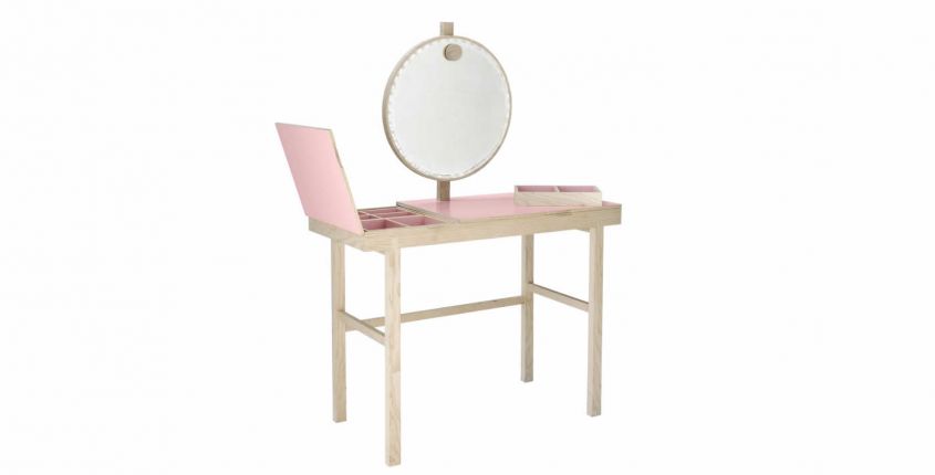 Dressing table