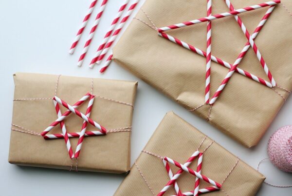 how-to-wrap-Christmas-gifts (5)