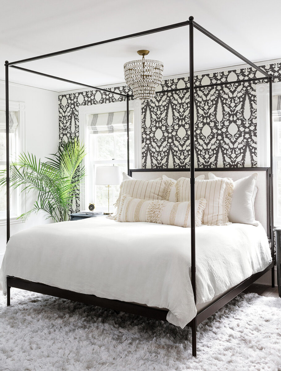 bohemian-bedroom-white-and-black