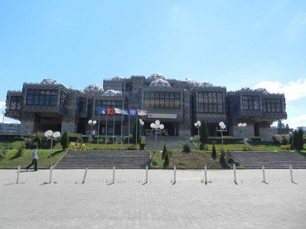 6 national library of pristina