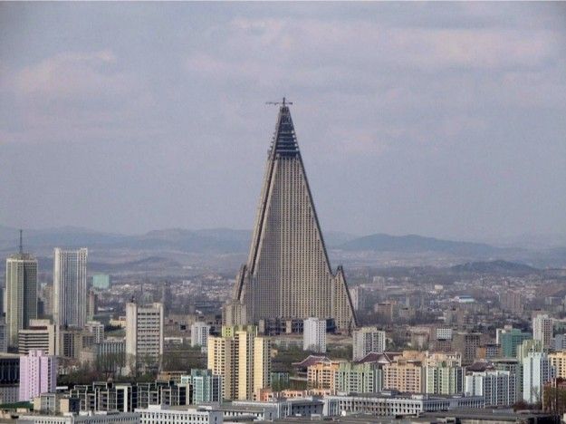 7ryugyong hotel in pyongyang