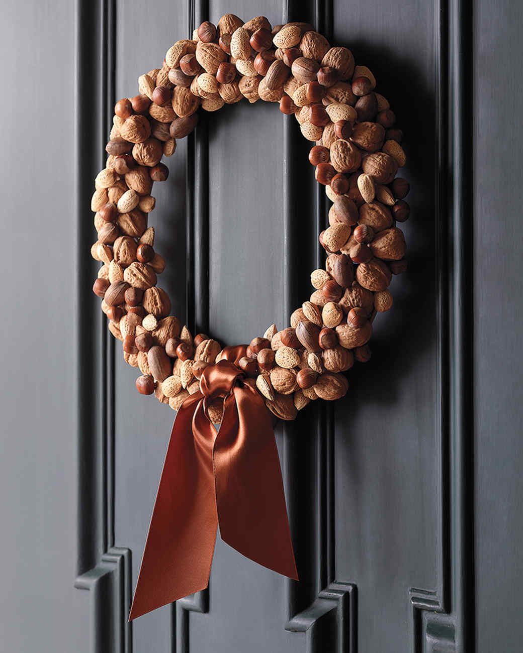 christmas-decorations-nuts-3