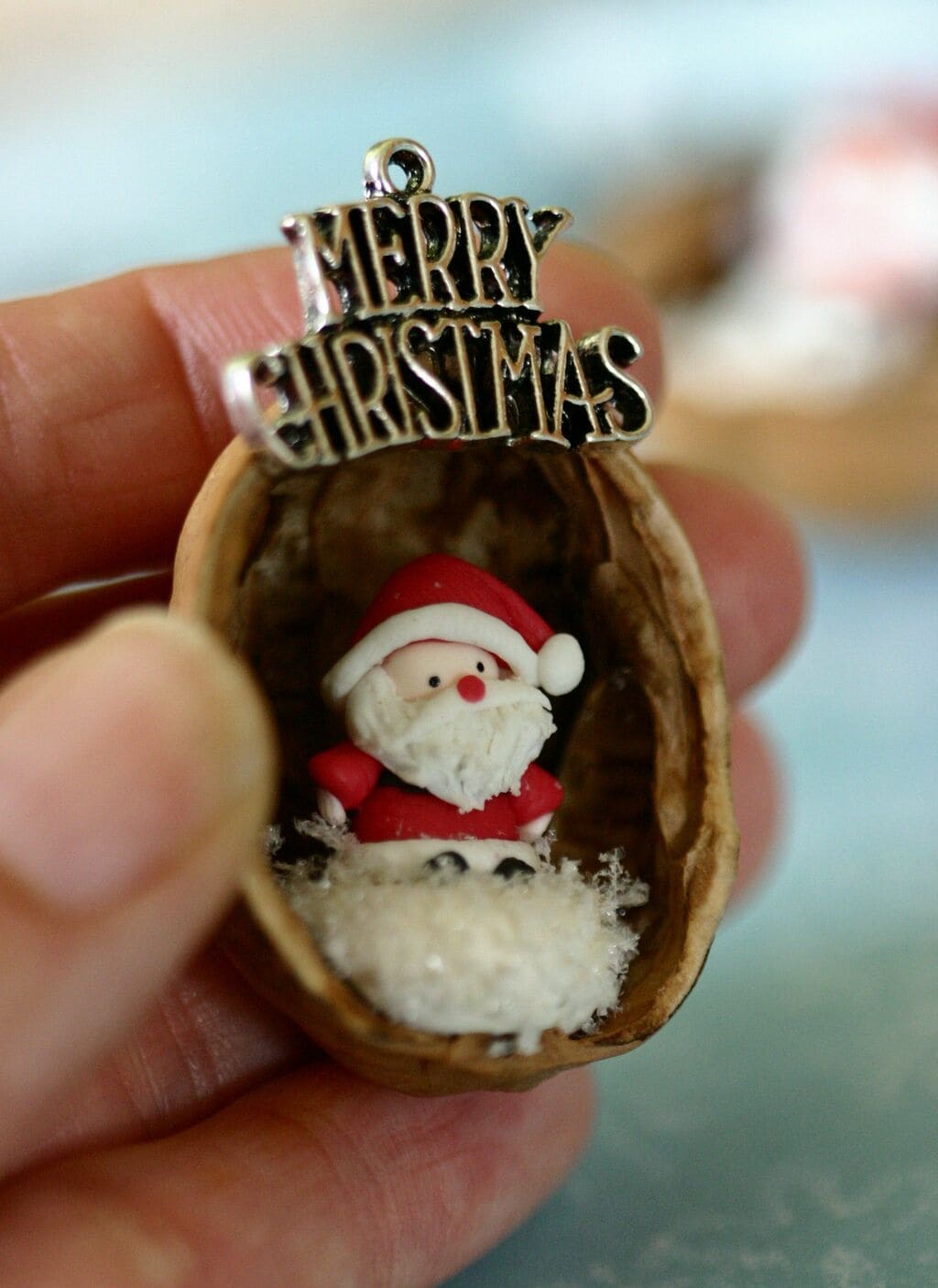 christmas-decorations-nuts-5